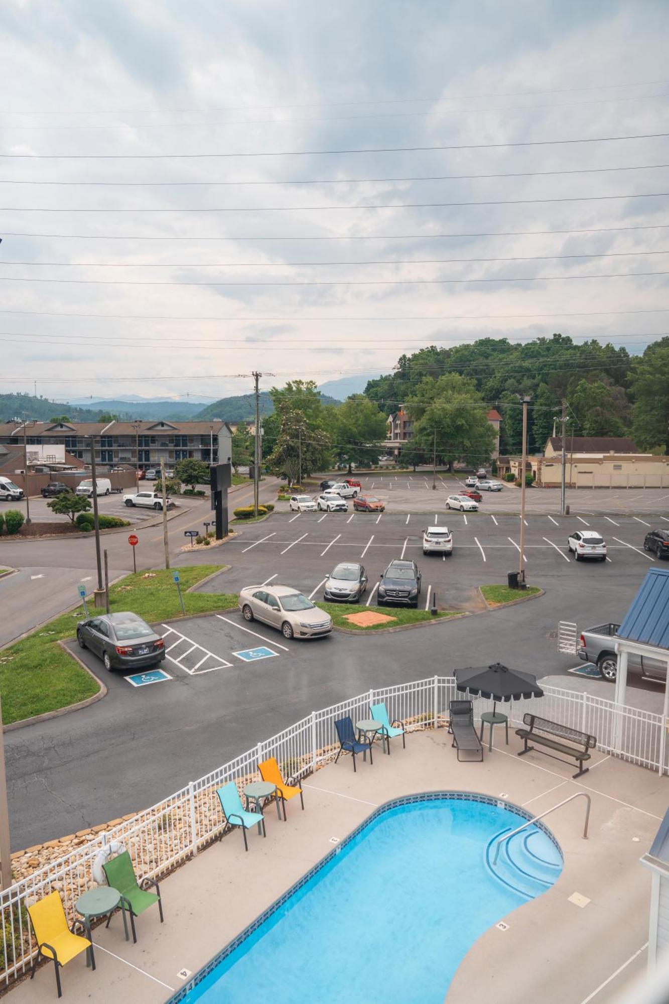 Guest Inn Pigeon Forge Zewnętrze zdjęcie
